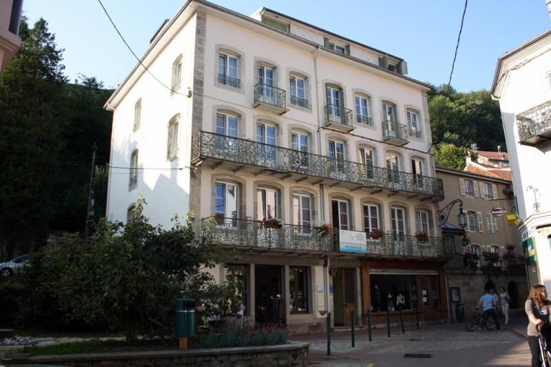 Résidence Maison Blanche Plombières-les-Bains Esterno foto